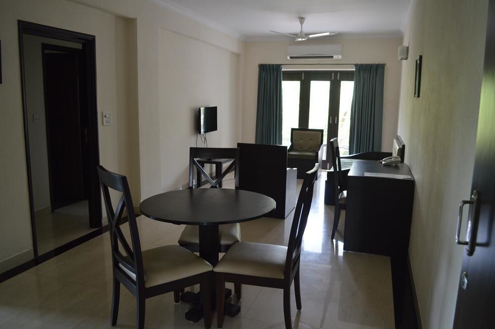 Arotel Rooms & Suites كالانغيُت المظهر الخارجي الصورة