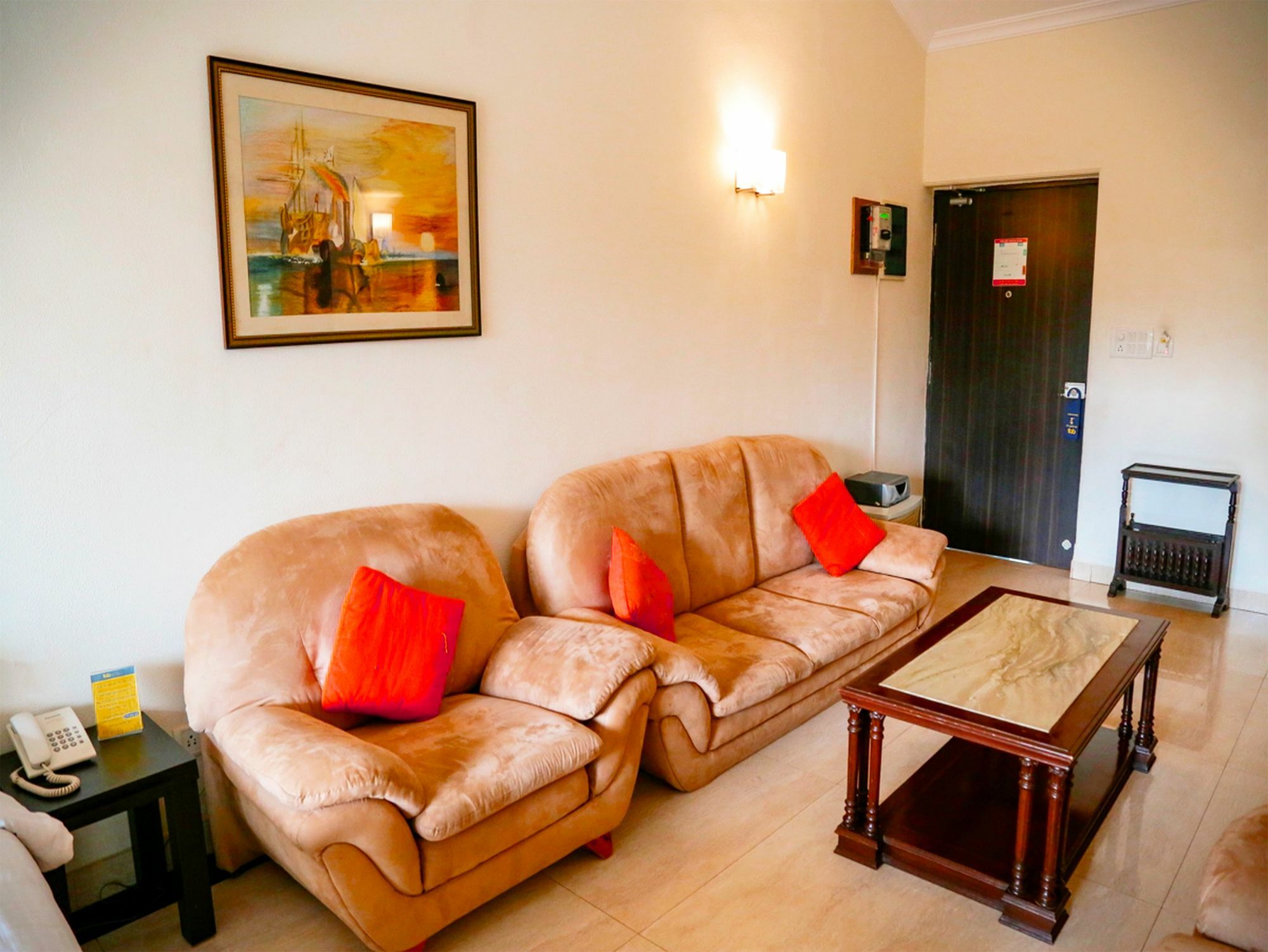 Arotel Rooms & Suites كالانغيُت المظهر الخارجي الصورة